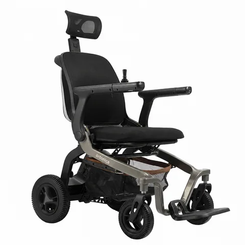 Ortonica Pulse 690 с подголовником и аксессуарами